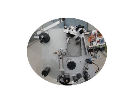 종이 튜브 라벨링 기계 500 롤러 레이 자체 접착 패브릭 스티커 라벨