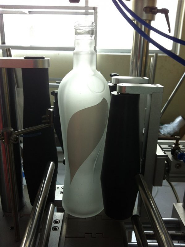 음료 산업 둥근 병 스티커 레테르를 붙이는 기계 전기 몬 유형