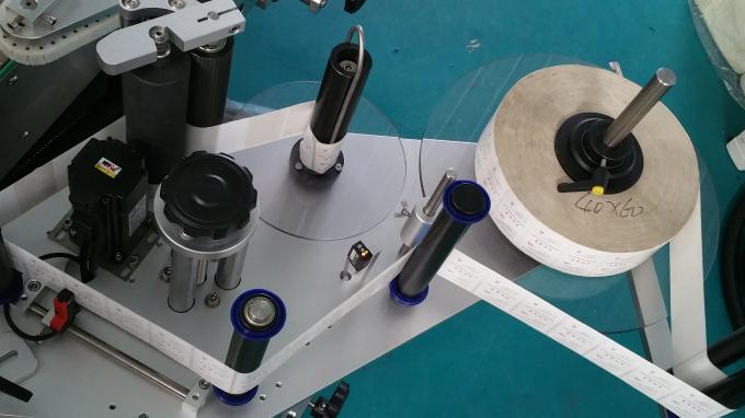 타원형 부대 및 병 상표 스티커 도포 구, 긴 컨베이어를 가진 자동 접착 상표 인쇄기