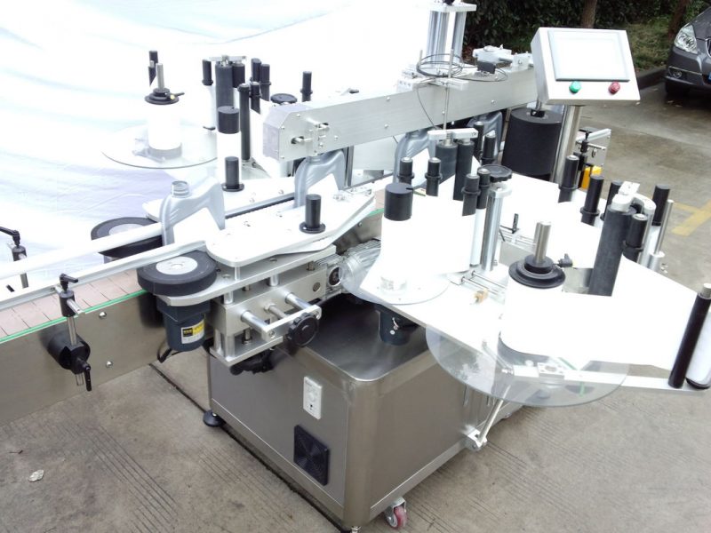 중국 세륨 증명서 자동적 인 병 레테르를 붙이는 장비 유리 병 두 배 옆 스티커 협력 업체