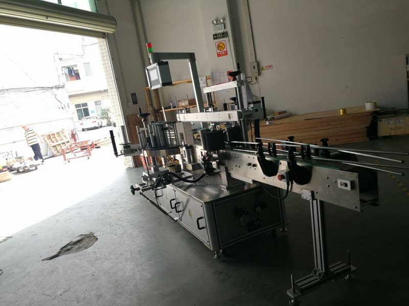 중국 두 배 얼굴 둥근 병 스티커 레테르를 붙이는 기계, 상표 폭 190mm 협력 업체